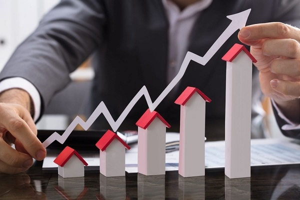 Cổ phiếu bất động sản kéo lùi VN-Index, tín hiệu gì cho nhà đầu tư