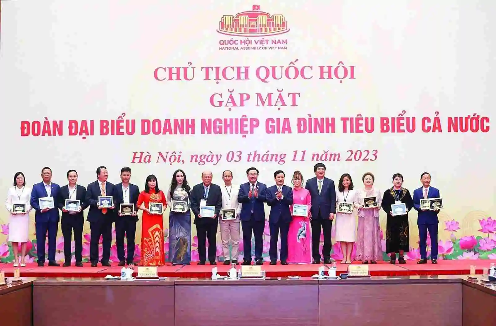 Văn Hóa Kinh Doanh: Sức Mạnh Nội Sinh Của Doanh Nghiệp Việt
