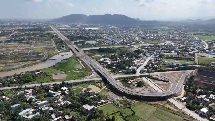 tai-dinh-cu-duong-sat