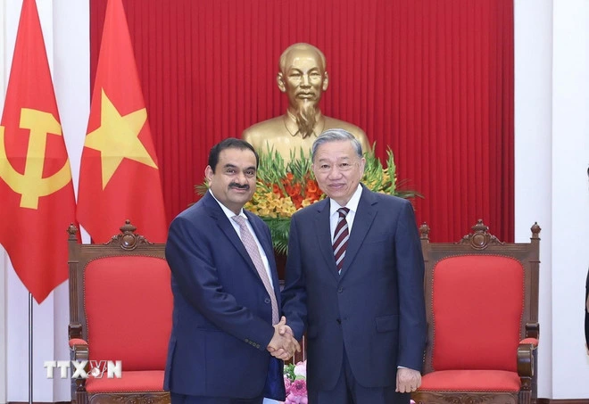 Tập đoàn Adani cam kết đầu tư 10 tỉ USD tại Việt Nam