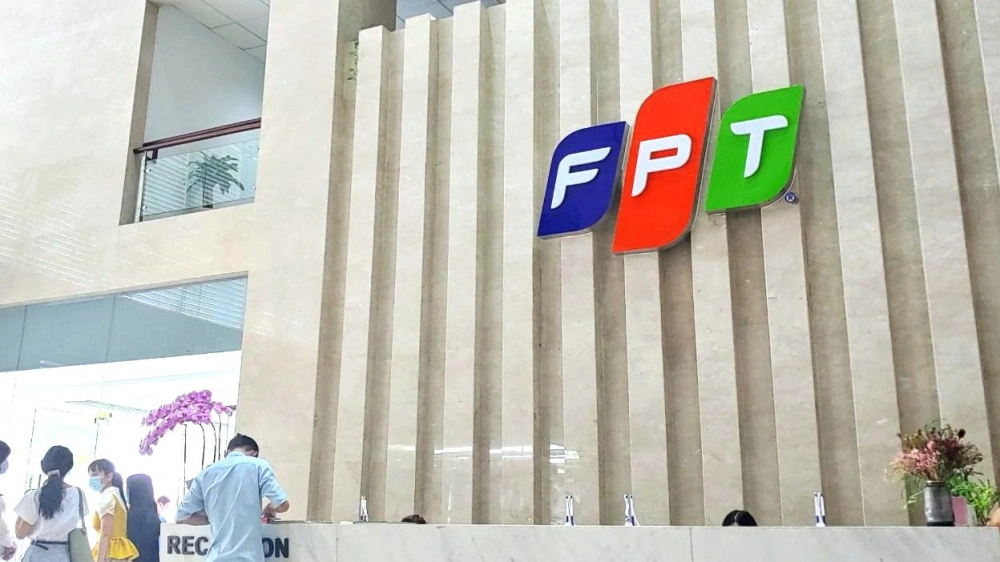 FPT chốt quyền chia cổ phiếu thưởng 15%, vốn điều lệ tăng lên 17.305 tỉ đồng