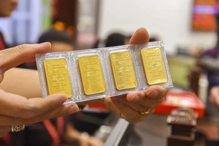 Giá vàng 16/7: Vàng miếng SJC giảm 500.000 đồng, thế giới tăng nhẹ