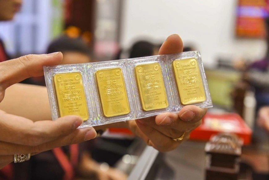 Giá vàng 16/7: Vàng miếng SJC giảm 500.000 đồng, thế giới tăng nhẹ