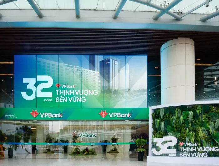 Cổ phiếu VPBank tăng gấp đôi