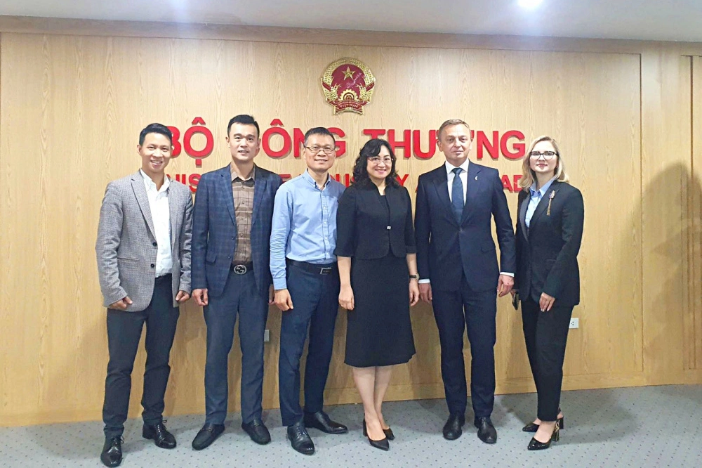 Việt Nam – Ukraine đẩy mạnh hợp tác thương mại công nghệ thông tin trong giai đoạn 2025-2026