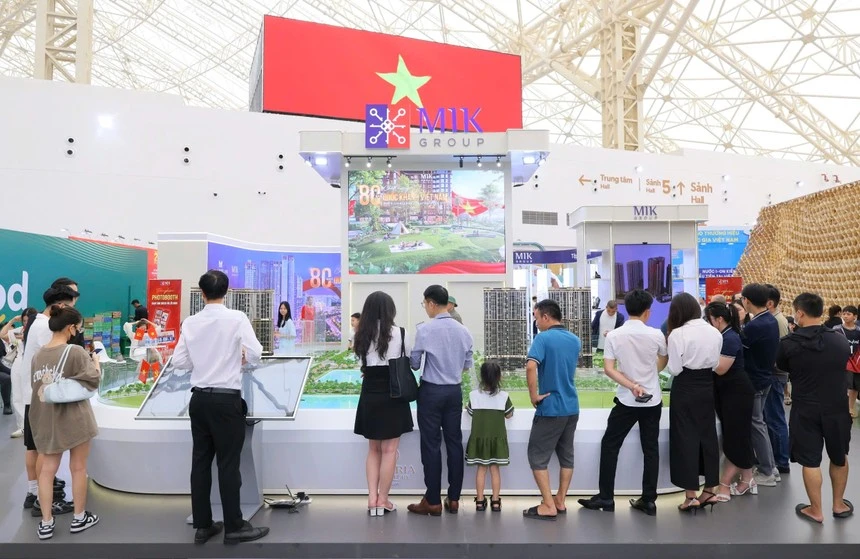 MIK Group 10 năm hành trình bất động sản tại triển lãm 80 năm
