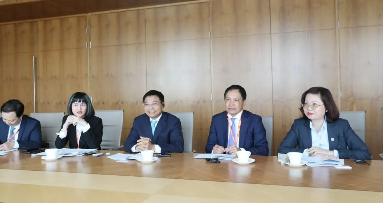 Bộ trưởng Nguyễn Văn Thắng ký kết hợp tác chiến lược với FTSE Russell
