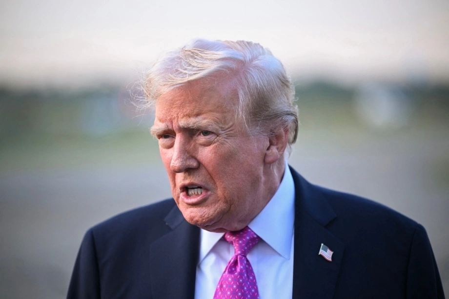 Trump đối diện sức ép kinh tế, đảo ngược nhiều chính sách nhập cư sau 9 tháng