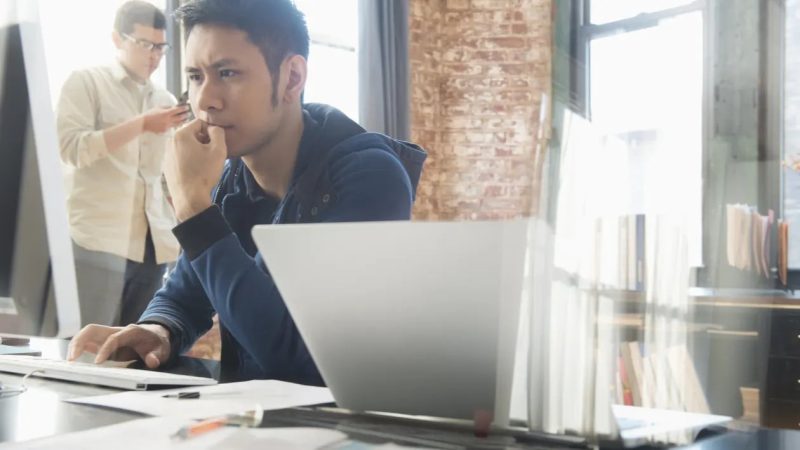 Giấc mơ làm giàu cùng AI: Cơ hội vàng hay ‘cửa tử’ nghề nghiệp