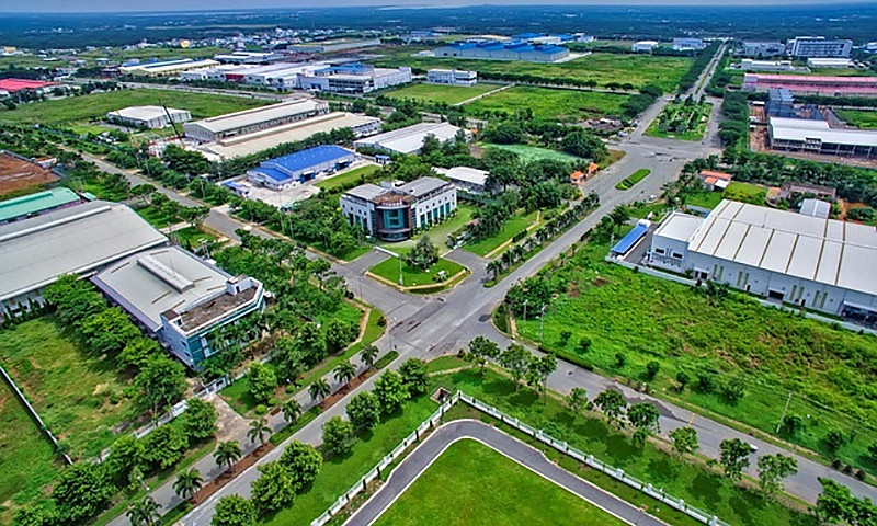 đất công nghiệp - tài chính 247