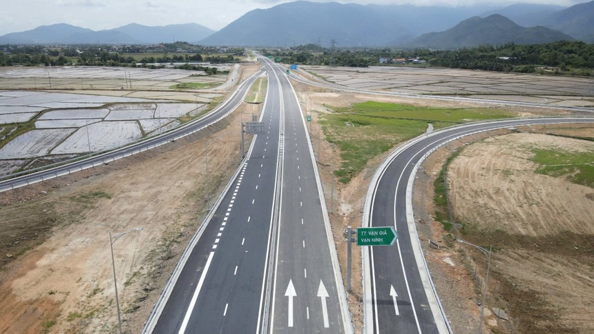 Hạ tầng tạo cú hích đưa Nha Trang vào giai đoạn phát triển mới
